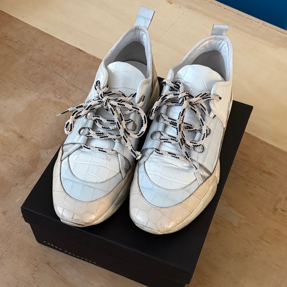 Freda Salvador Anthropology White Croc-Embossed Women's Sneakers